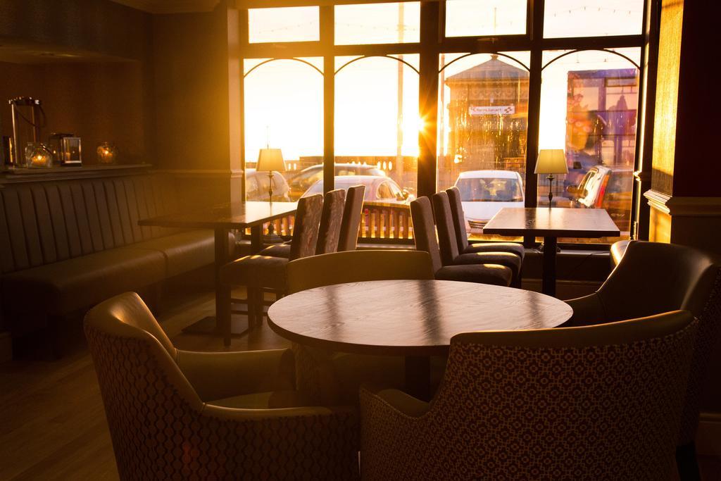 Hotel Sheraton Блекпул Екстериор снимка